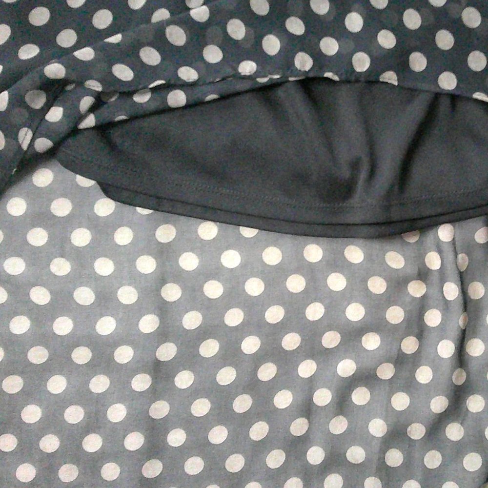 Forever 21 - High low sheer polka dot skirt - Size Large - Picture 6 of 7